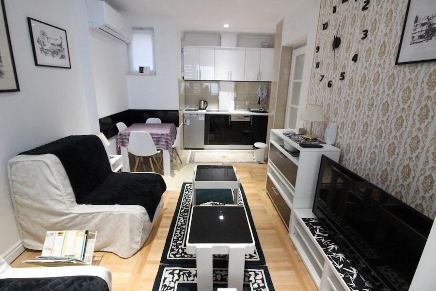 Ducic Apartment เทรบินเย ภายนอก รูปภาพ