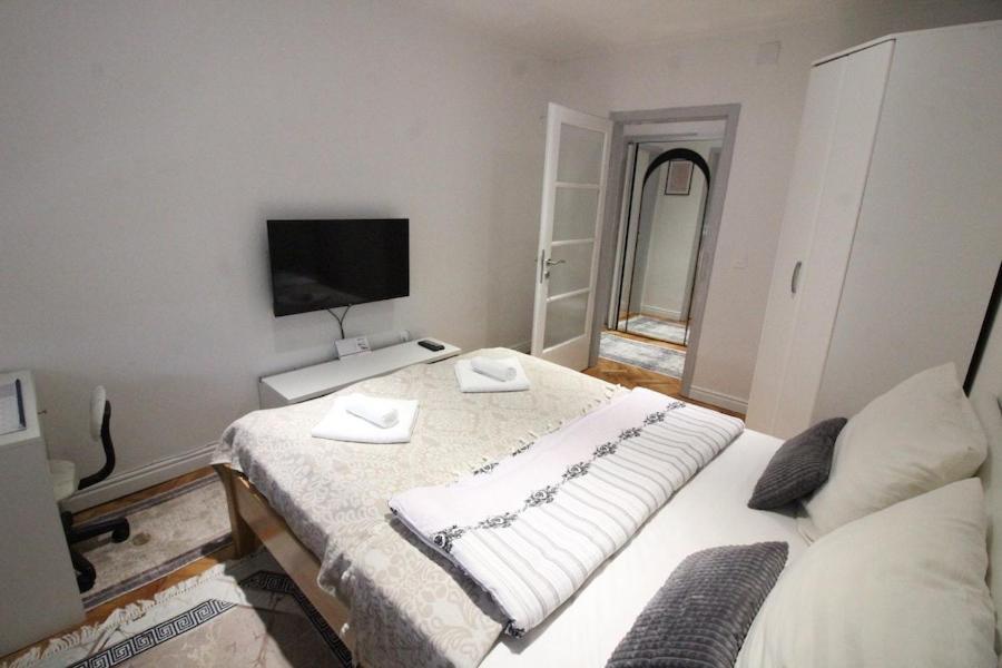 Ducic Apartment เทรบินเย ภายนอก รูปภาพ